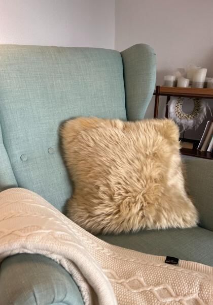 Lammfellkissen Merino Bahama Sand mit Inlett