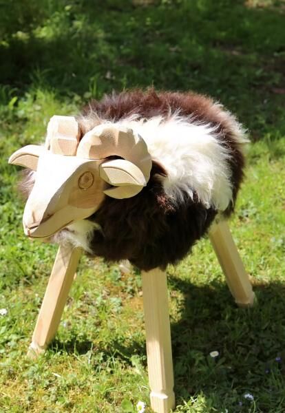 Lamb in wood and sheepskin Paul patched pattern Model 49