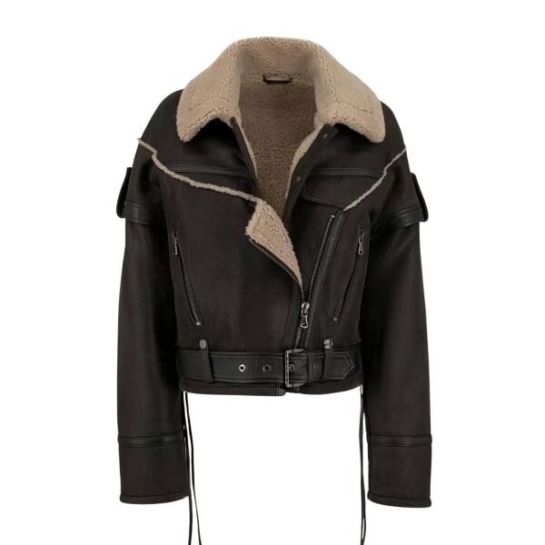 Curly Lammfelljacke – Voluminöse Eleganz inspiriert vom modernen Country Look
