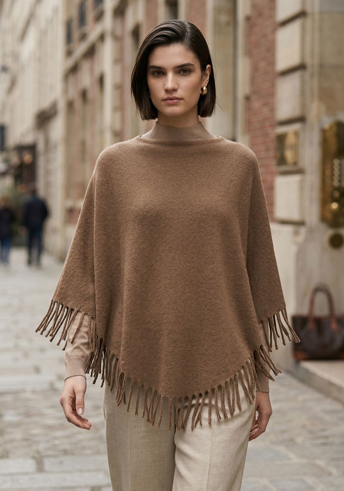 Poncho mit Fransen - One Size in warmen Camelton