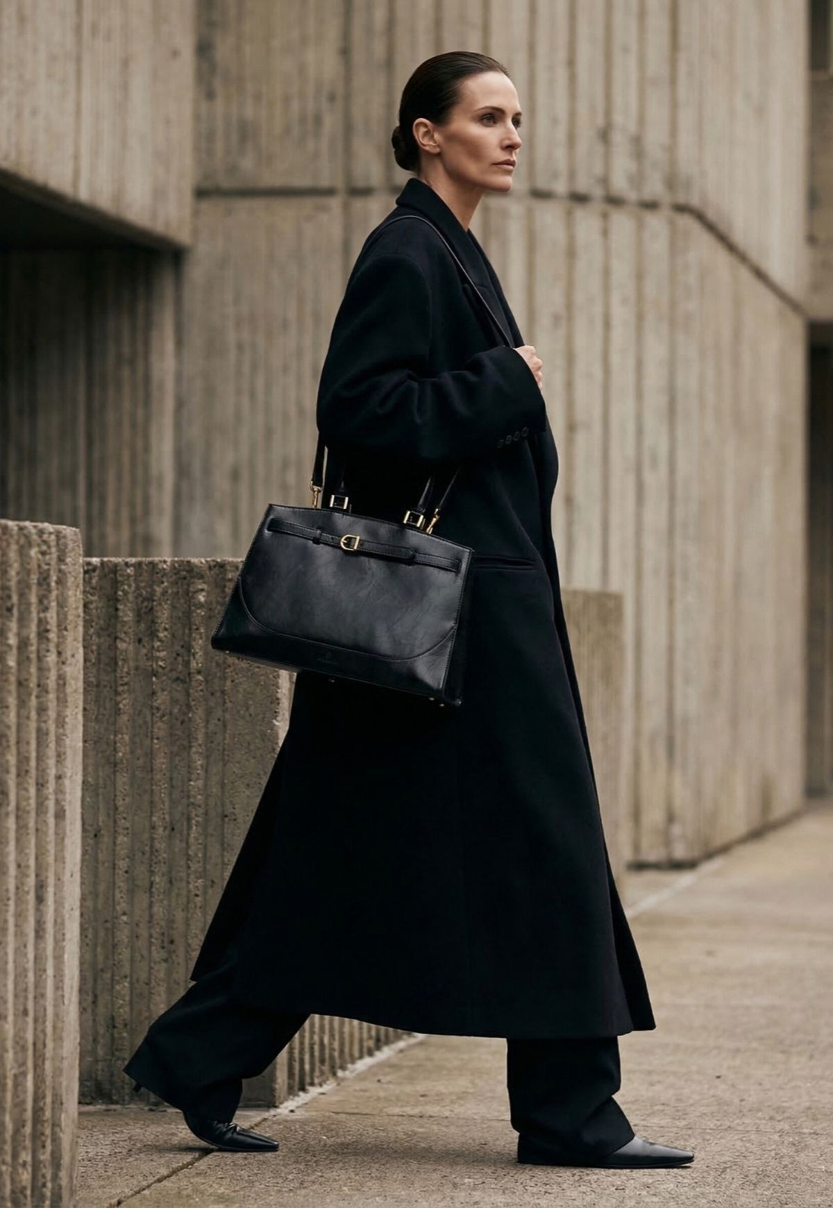 Premium Leder Hobo Tasche für Damen - Noravia Schwarz