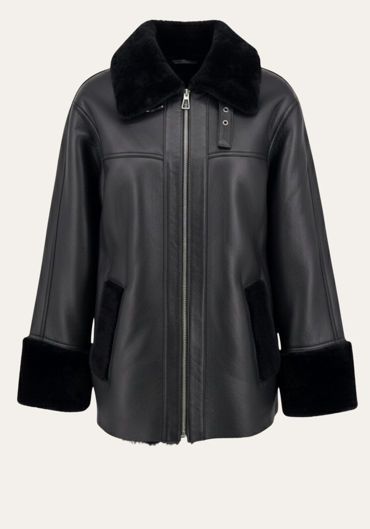 Shearling Lammfelljacke „Elara“ – Ruhe in Form und Struktur Der