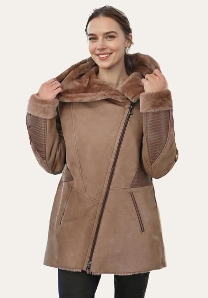 Lammfelljacke Beige mit Kapuze und Ledereinsätzen - natürlich warm & stilvoll