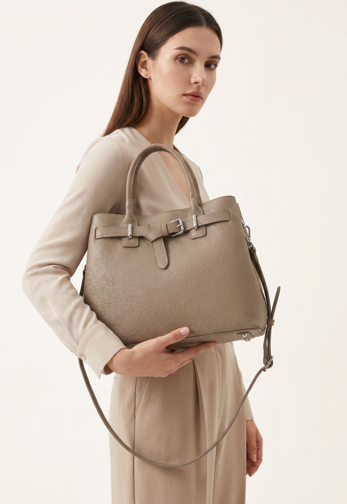 Elegante Echtleder-Handtasche in Taupe – Stilvoll, Geräumig & Vielseitig
