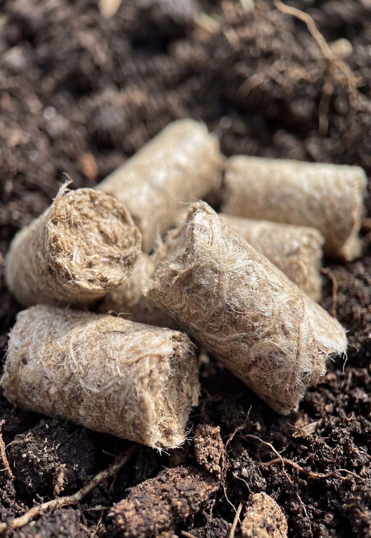 FloraPell Bio-Schafwollpellets Sack kologischer Langzeitdnger 1 kg | Der  Fellmann - Naturfellprodukte
