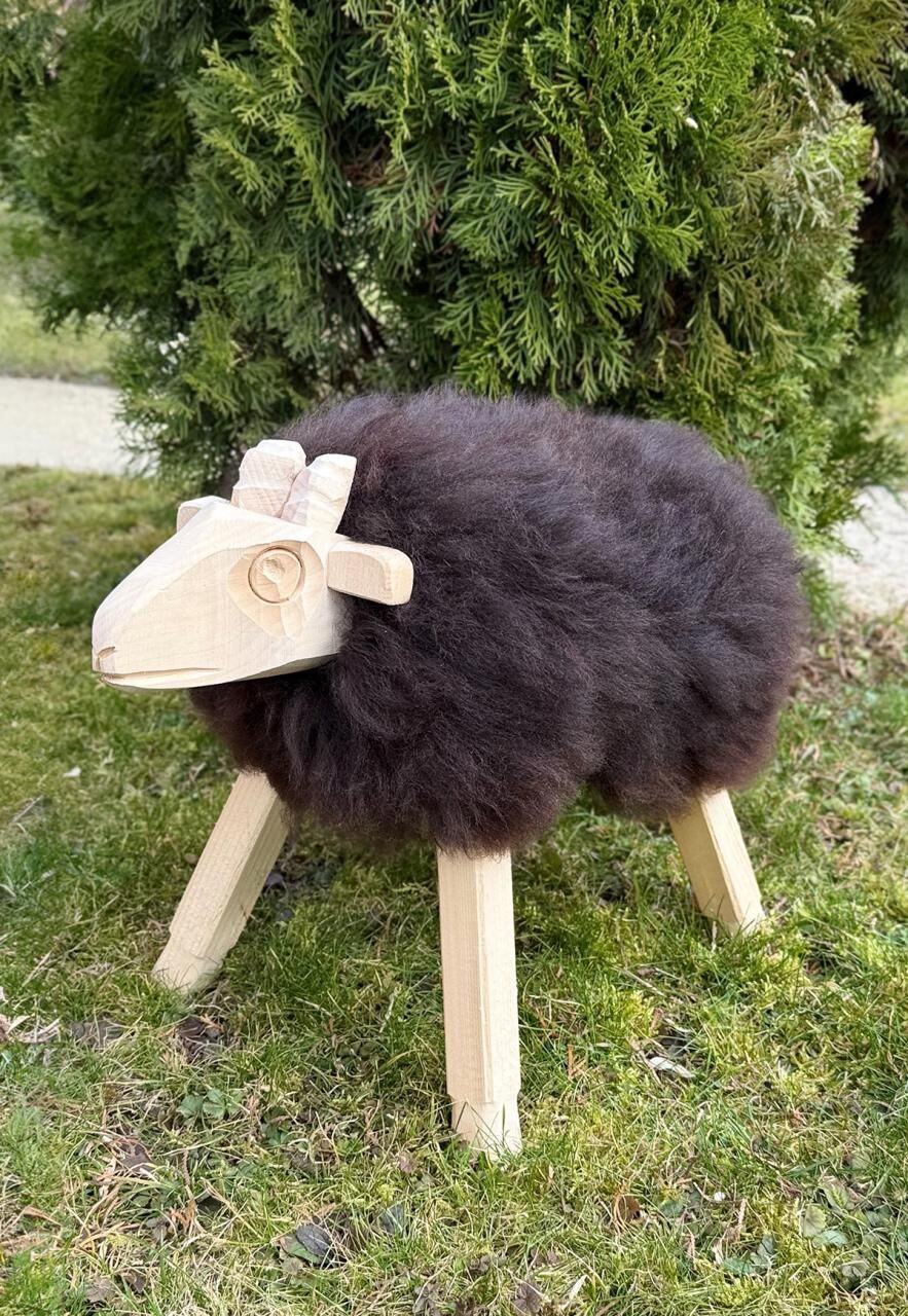 Holzschaf Paulinka Lammfell Modell 256 -