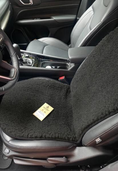 Autositzauflage aus Merinowolle Schwarz