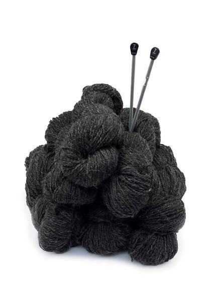 Sheep's wool for knitting Black 1kg