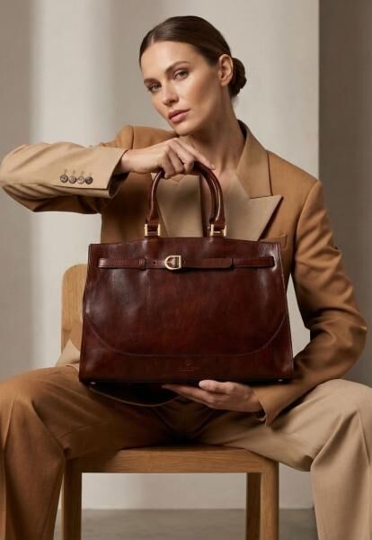 Premium Leder Hobo Tasche für Damen - Noravia Braun